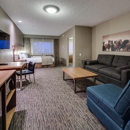 Heritage Inn Hotel & Convention Centre - 핀처크리크 외부 사진